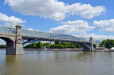 Пушкинский (Андреевский) пешеходный мост через Москву-реку