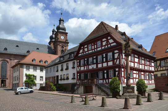 Altes Rathaus am Marktplatz, Amorbach