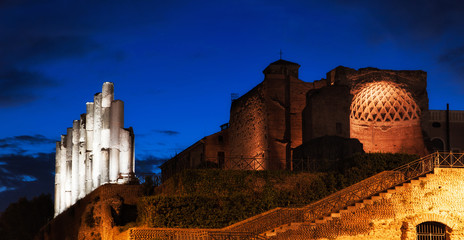 Naklejka na ściany i meble Roman Forum ruins at night. Rome, Italy.