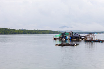 Fototapeta na wymiar Fisherman's house in sea phang nga Thailand