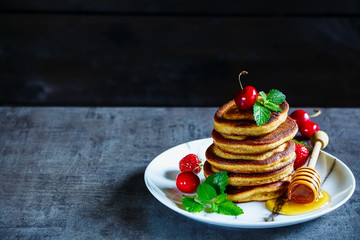 American breakfast table