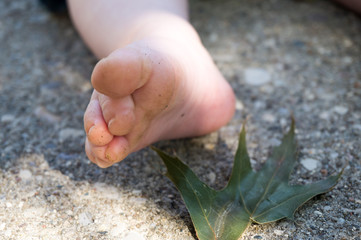 Baby Foot & Leaf