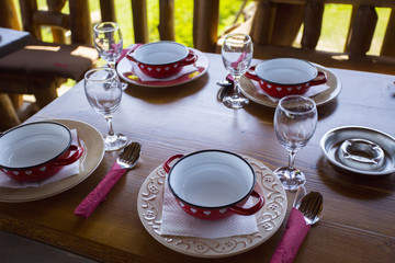 Table ready for lunch
