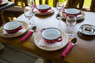 Table ready for lunch