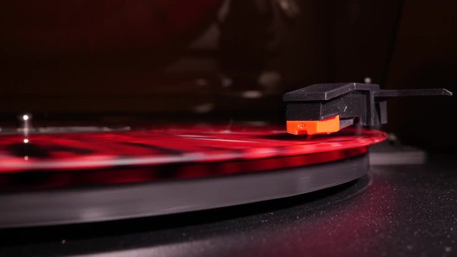 Record player playing in slowmo