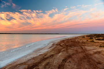 Fototapeta na wymiar salt lake sunset