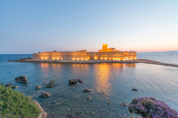 Fortezza Aragoneseat night, Le Castella - Calabria - Italy