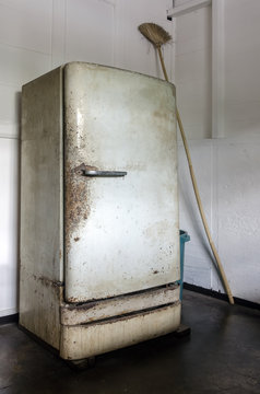 Old Refrigerator Images – Browse 9,980 Stock Photos, Vectors, and Video |  Adobe Stock