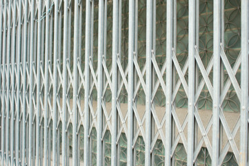 Obraz premium scissor system burglar bars
