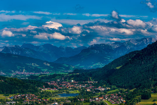 Blick über das Illertal, Alpsee, Immenstadt mit Panorama Allgäuer Alpen