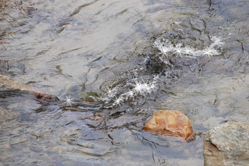 Bergbach mit Sterneneffekt