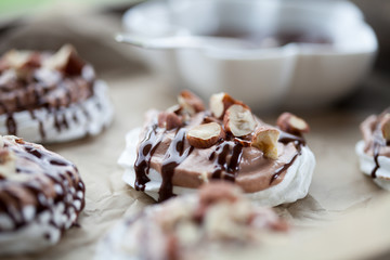 Mini pavlova