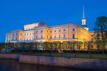 Fototapeta na wymiar Engineering (Mikhailovsky) castle in May twilight. Saint-Petersburg, Russia