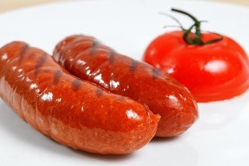 sausages with tomato grilled