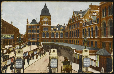 Obraz premium Liverpool Street Approach. Date: 1905