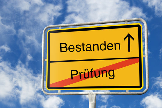 Traffic sign, passed vs. exam