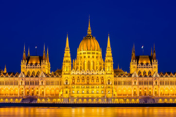 Fototapeta na wymiar Parliament of Budapest, Hungary at night