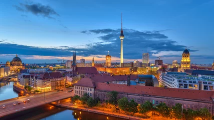 Fototapete Berlin panorama city skyline when sunset at Spree River, Berlin, Germany © Noppasinw