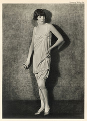 Chemise - Knickers 1920. Date: 1929