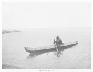 Eskimo Kayak  Alaska. Date: 1900 - obrazy, fototapety, plakaty