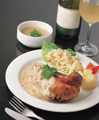 Grilled chicken serve with wine and soup