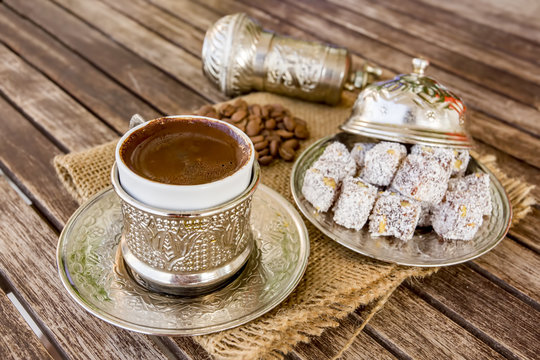 Bir Fincan Kahve Türk Kahvesi 
