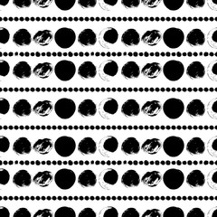 Vector seamless pattern. Black and white round brush strokes. Grungy hand drawn abstract lines made of circles. Geometric doodle art.