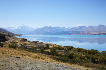Fototapeta na wymiar Mount Cook mit Lake Pukaki