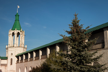Fototapeta premium Rostov Veliky. Spasso-Yakovlevsky Monastery on Lake Nero