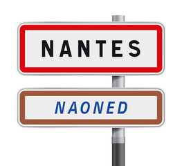 Panneau d´entrée d´agglomération - Nantes Naoned