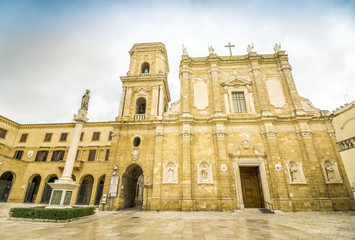 Fototapeta na wymiar Cathedral in city center of Brindisi, Italy