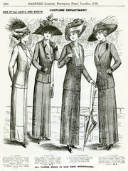 Fototapeta na wymiar Trade catalogue of women's clothing 1911. Date: 1911