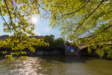 An dem Fluss Isar, München, Deutschland