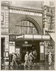 Aldwych Tube Station. Date: 1927