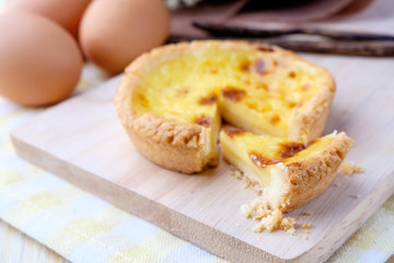 Egg tart on wooden background
