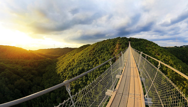 Fototapeta Hängeseilbrücke Geierlay