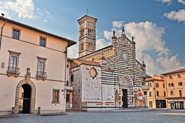  Prato, Tuscany, Italy: the medieval cathedral - obrazy, fototapety, plakaty