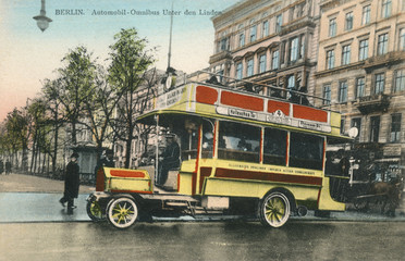 German Motor Bus. Date: circa 1910
