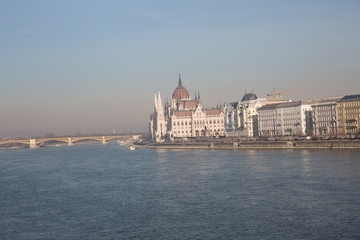 Fototapeta na wymiar Panorámica de la ciudad de Budapest