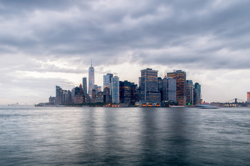 Obraz premium Lower Manhattan on a Stormy Summer Evening - New York City