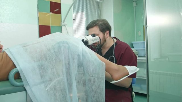 Pregnant patient at a reception at the gynecologist