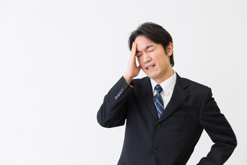 疲れたミドル男性　ビジネス