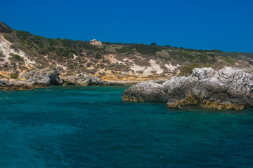 Casetta sulla costa dell'isola di Capraia