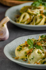 Stuffed Tortellini garlic and spinach