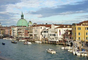 Fototapeta na wymiar Grand canal in Venice.