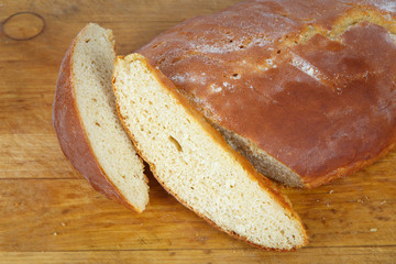 Object photography of freshly baked bread cut into slices