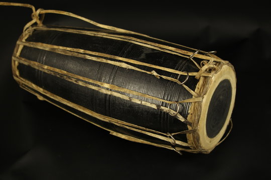 madal percussion n&eacute;palaise