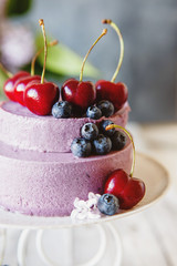 Blueberry mousse cake