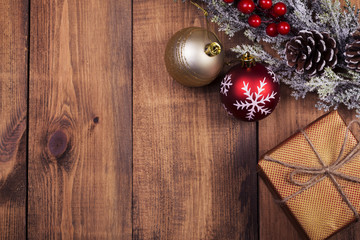 Fototapeta na wymiar Christmas background with fir tree and gift box 