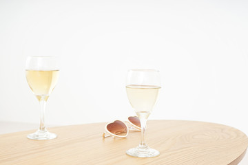 wineglass and berpwater image